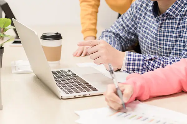 4000电脑配什么屏幕